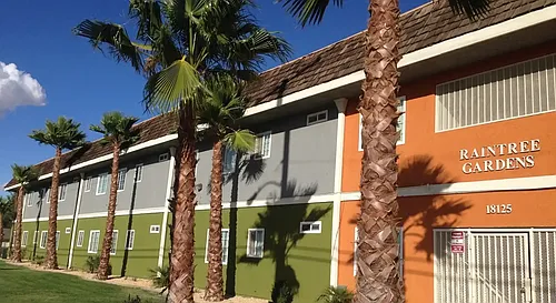 Raintree Garden Apartments Photo 1