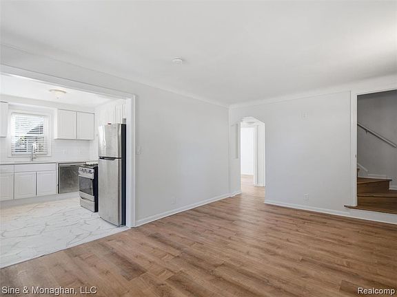 3rd image of 1706 Dallas Ave