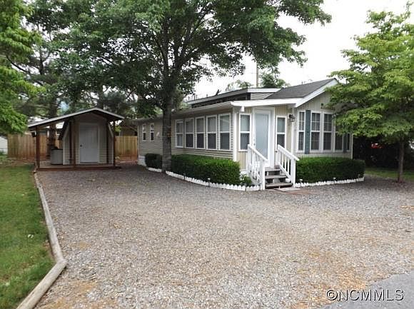 1st image of 437 Winngray Ln