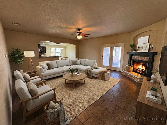 3rd image of 601 W Little Dipper Dr