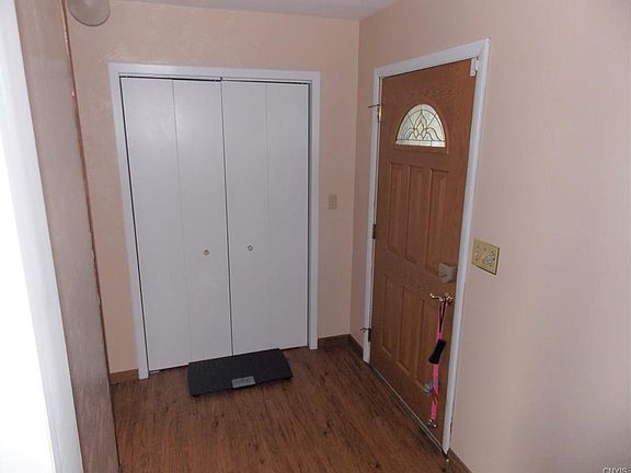 4th image of 5387 Amalfi Dr