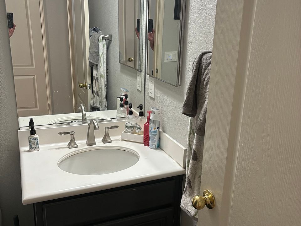 1st image of 4760 Sandalwood Way #1