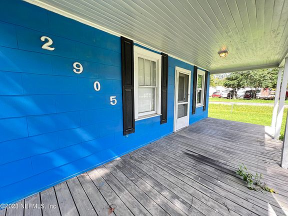 3rd image of 2905 W 15TH Street