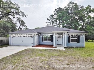 925 Chapeau Rd, Jacksonville, FL 32211
