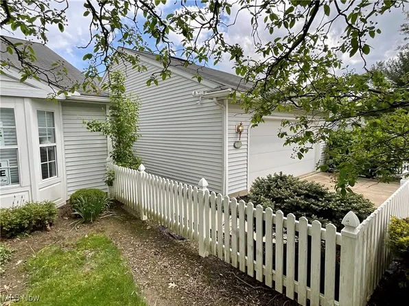 721 Winding Way, Akron, OH 44313