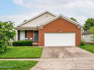 8825 Woodpointe Blvd, Louisville, KY 40219