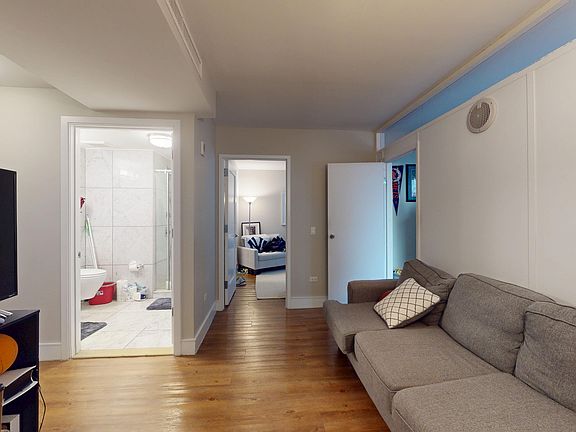 3rd image of 237 E 34th St APT 604