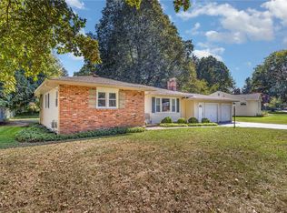 200 Alaimo Dr, Rochester, NY 14625