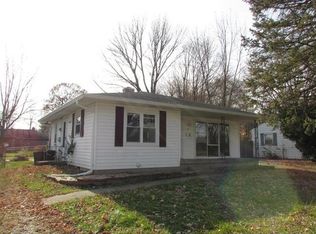 55 Circle Dr, Mooresville, IN
