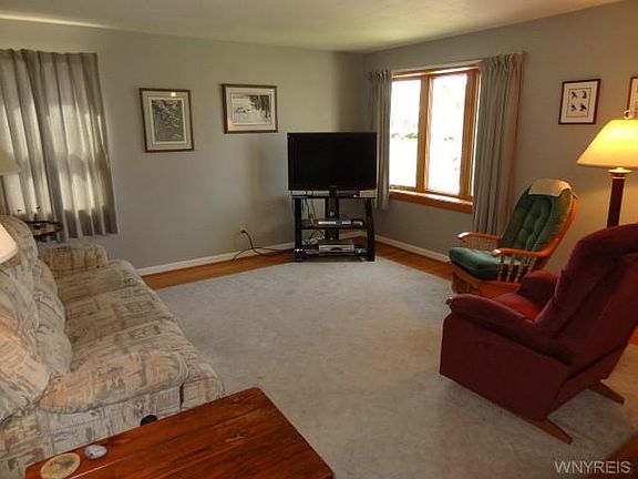 3rd image of 167 Westfall Dr