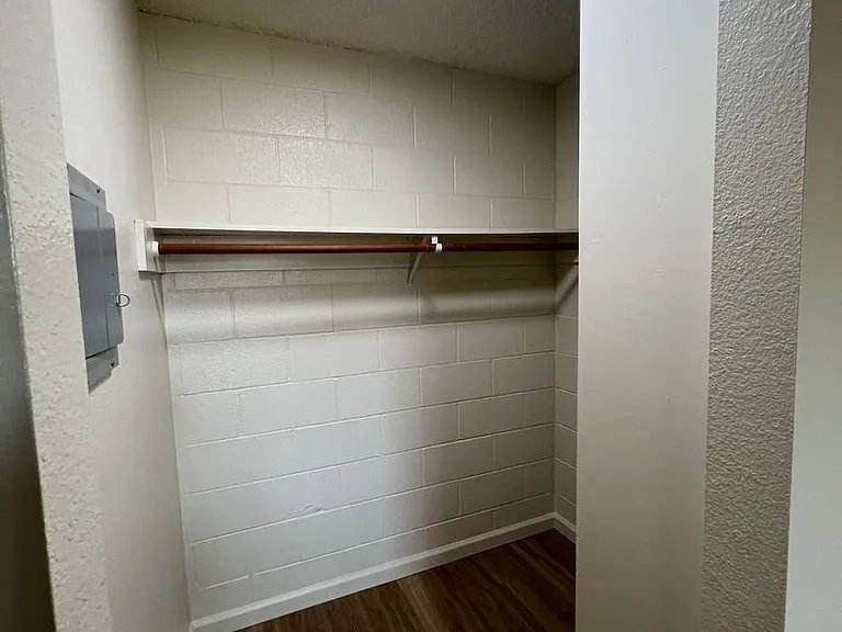 2124 Wylie Dr — Photo 20