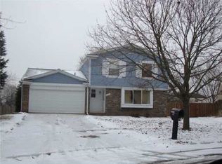 5961 E Raintree Ct, Ypsilanti, MI 48197