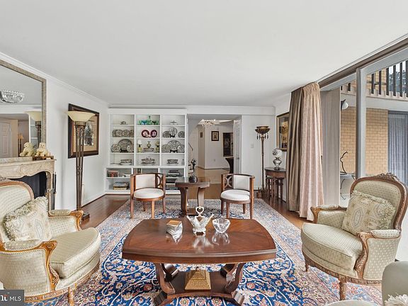 2nd image of 4200 Massachusetts Ave NW APT 106