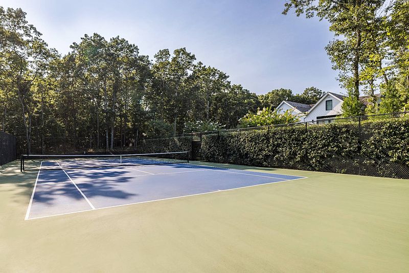 21 Forest Crossing, Sagaponack, NY 11962 | Out East