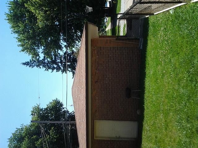 2nd image of 675 Sibley Blvd #2