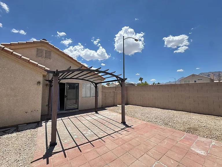 9180 Sparklewood Ct — Photo 22
