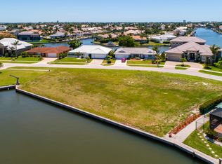 1745 Hummingbird Ct, Marco Island, FL 34145