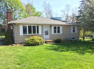 28 Woodside Dr, Grafton, MA 01519