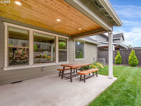 2nd image of 4057 Heron Dr
