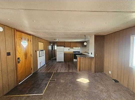 3rd image of 614 W Sweet Ave #2B-1Ba
