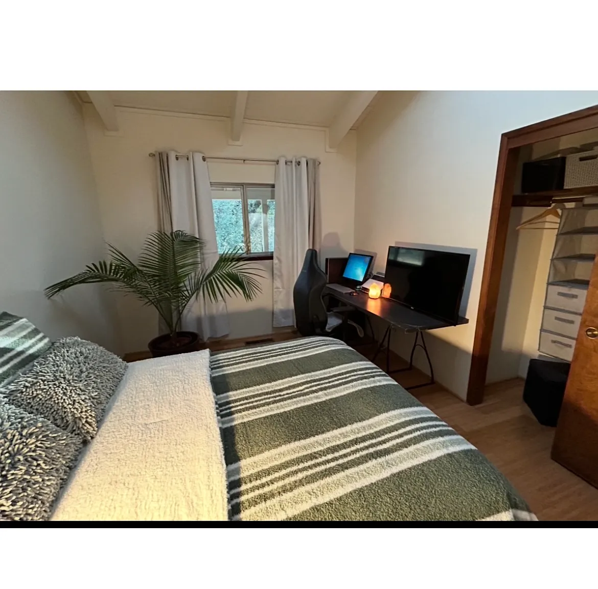 2 bed, 2466 sqft, $1,200 — Photo 3