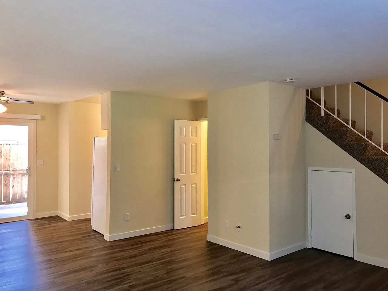For Rent - Beautifully Remodeled 3br/1.5ba 1215 Sf Townhouse In Penasquitos Pines — Photo 4