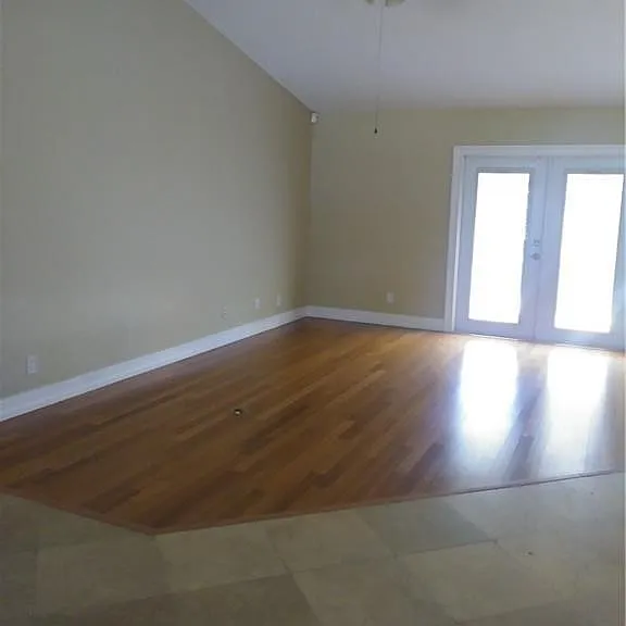 1624 SW 4th Ave — Photo 8