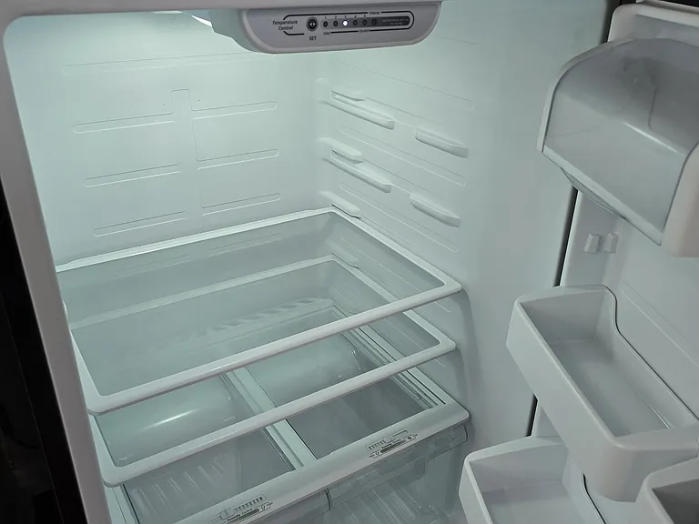 1137 N Main St #2 — Photo 6
