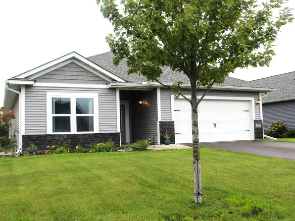 511 Valley Dr W, Annandale, MN 55302