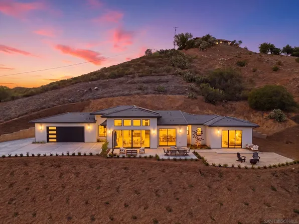 3916 Citrus Dr, Fallbrook, CA 92028