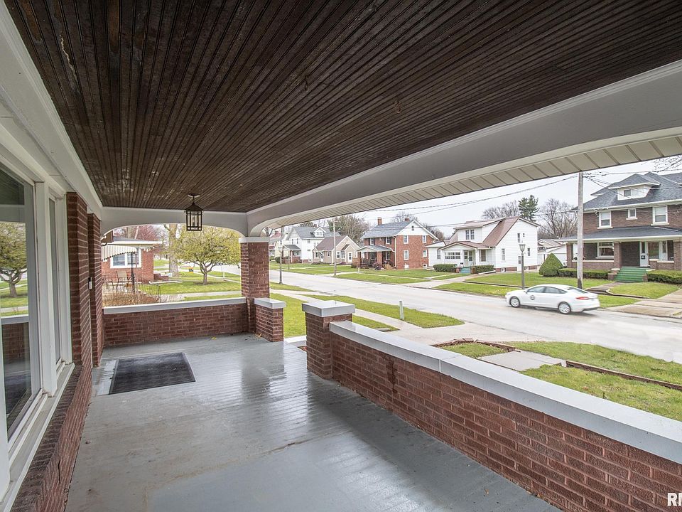 835 E Losey St, Galesburg, IL 61401 Zillow