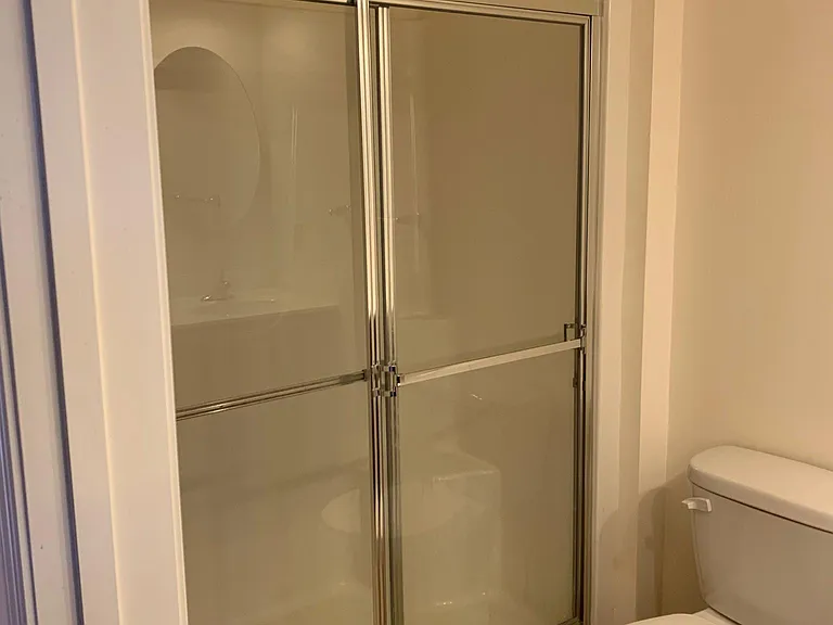 18 McKinley St #18 — Photo 11