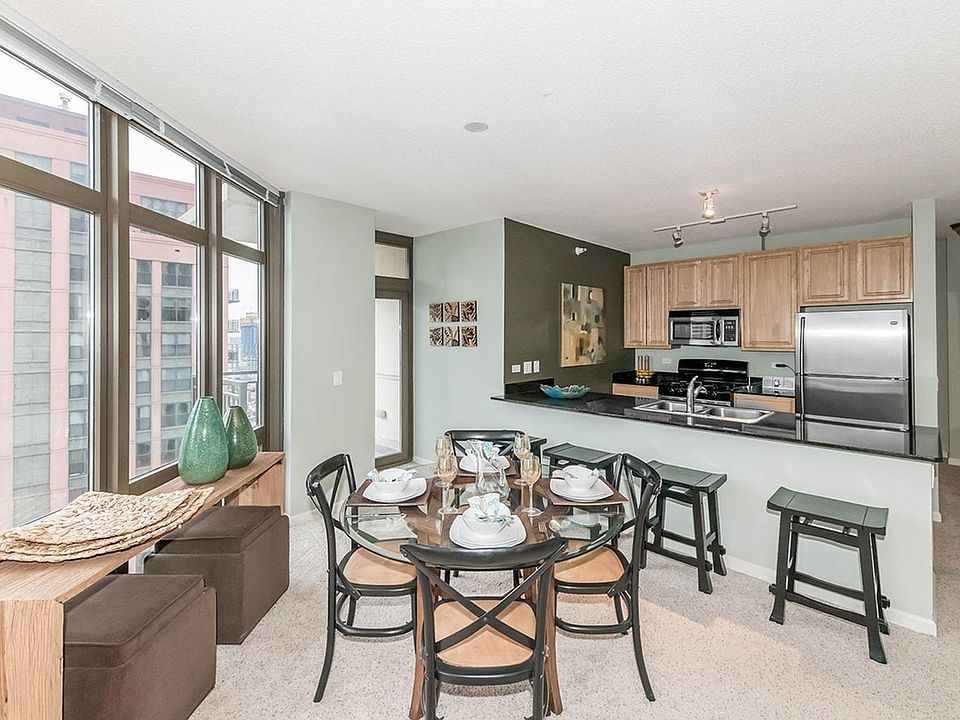 Model 2 Bedroom - Dining and Kitchen