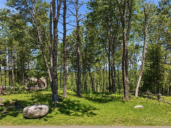 2nd image of VV-4 Vineyard Trail
