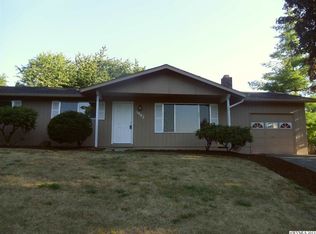1492 Skyline Way S, Salem, OR 97306