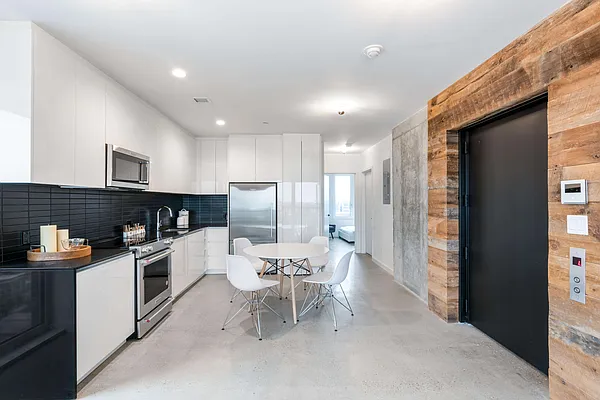 Rented by Compass | media 2