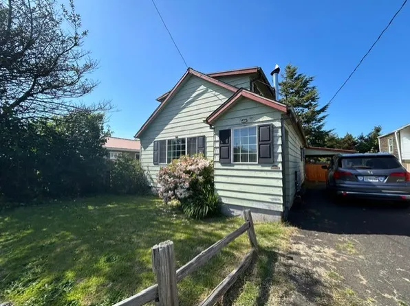 1410 4th St, Tillamook, OR 97141