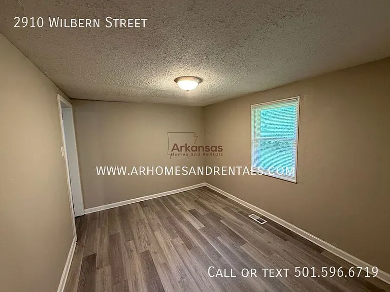 2910 Wilbern Rd — Photo 9