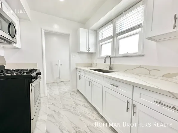 11510 Cumpston St #7, North Hollywood, CA 91601