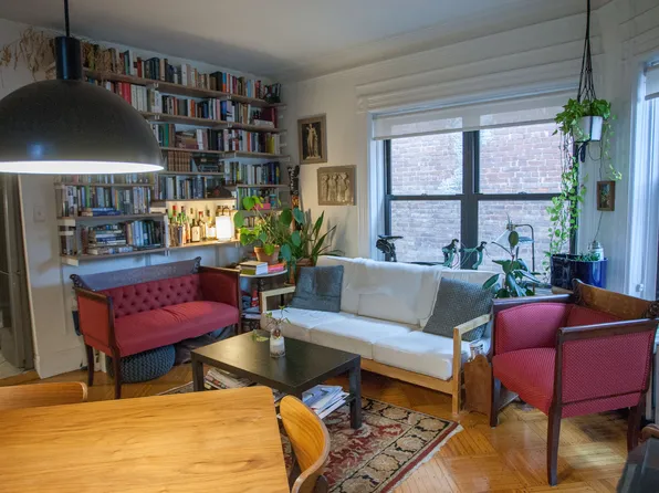 184 Clinton Avenue image 7 of 17