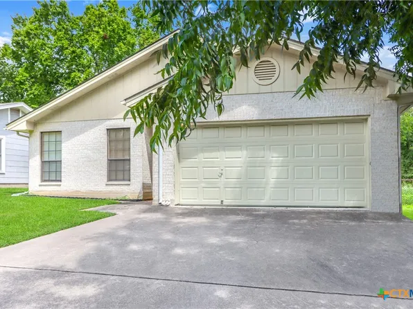 111 Rivercrest St, Luling, TX 78648