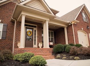 1151 Whisper Trace Ln, Knoxville, TN 37919