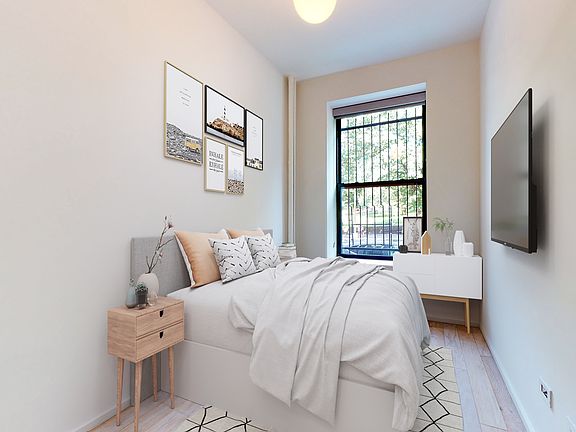 3rd image of 472 Central Park W APT 1A