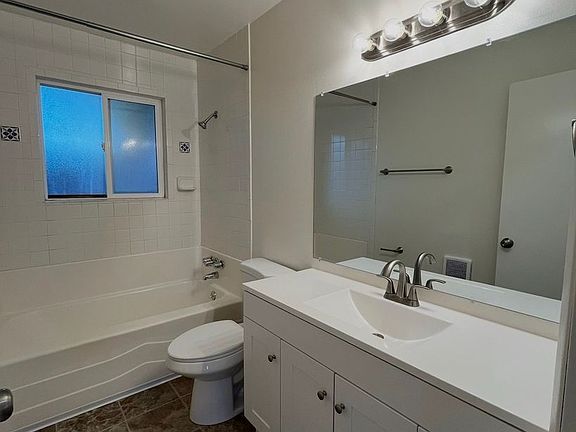 5th image of 1341 W Hayes St APT 14