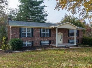 1219 Top Hill Rd, Louisville, TN 37777
