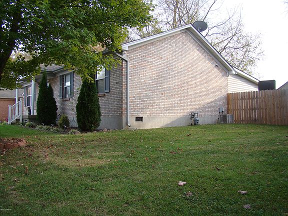 4th image of 4712 Braves Ln