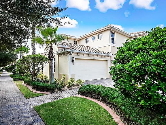 2nd image of 1353 Emerald Dunes Dr