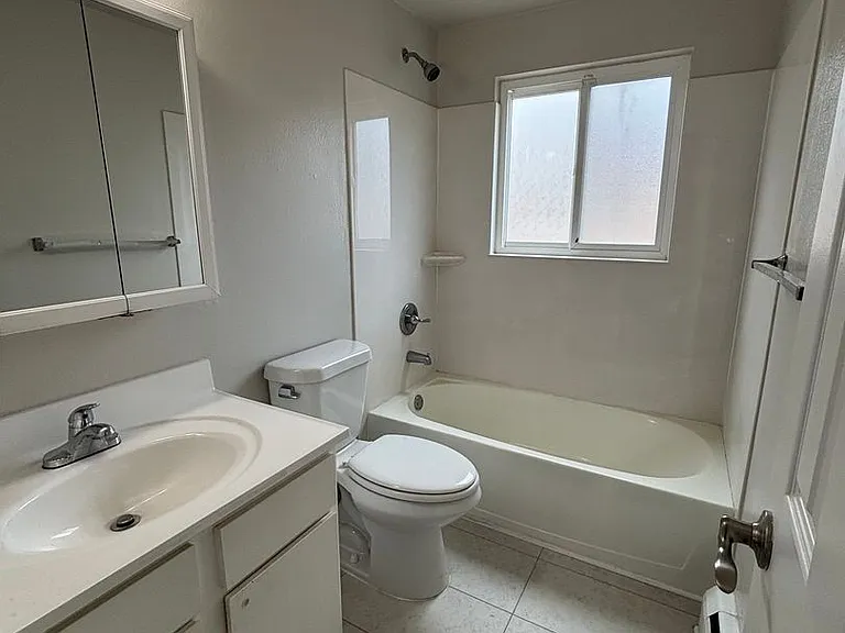 903 Fontmore Rd — Photo 8