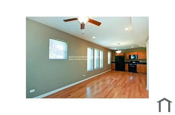 Building Photo - 7424 S Colfax Ave #3