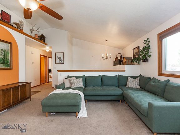 4th image of 706 W Park Ave
